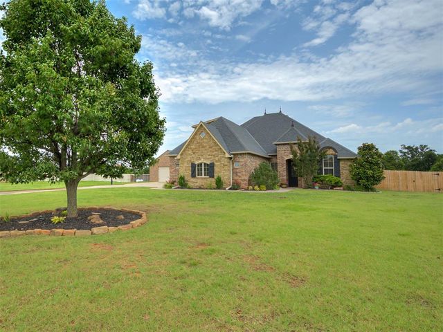 1296 Meadow View Drive, Choctaw, OK 73020
