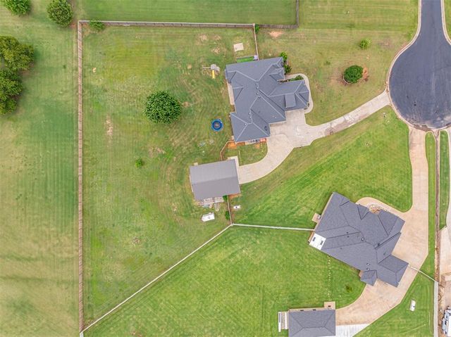 1296 Meadow View Drive, Choctaw, OK 73020