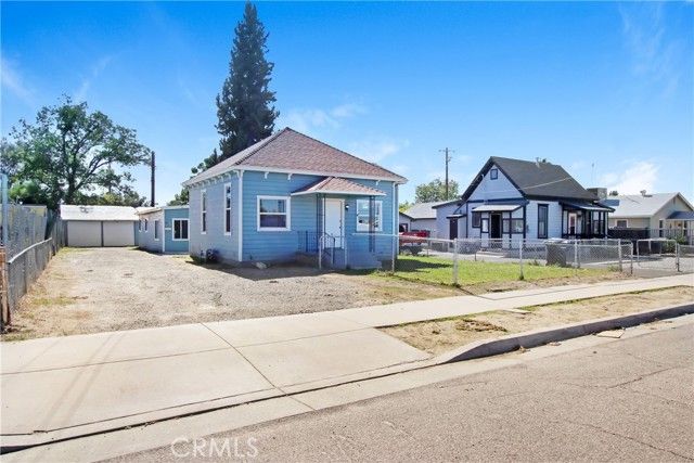213 W Kimball, Hemet, CA 92543