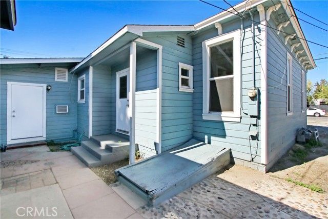 213 W Kimball, Hemet, CA 92543