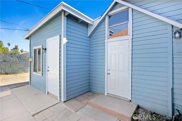 213 W Kimball, Hemet, CA 92543