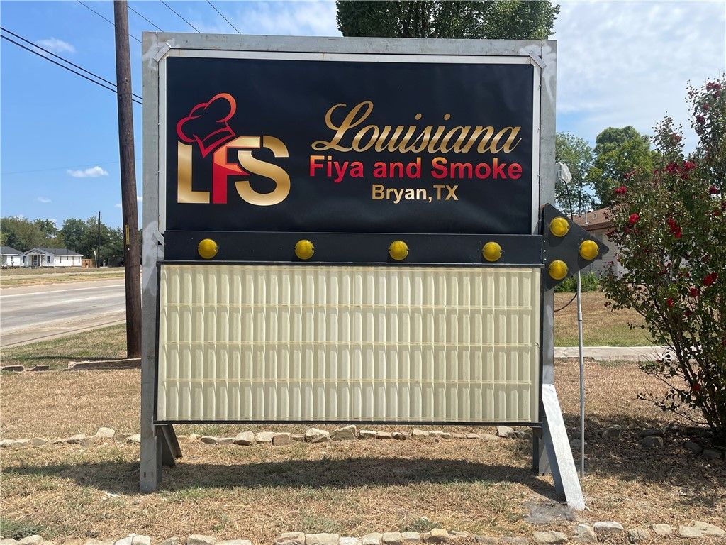 905 San Jacinto Lane, Bryan, TX 77803 — exterior