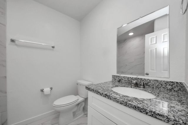 8125 Laura Koppe Road A, Houston, TX 77028