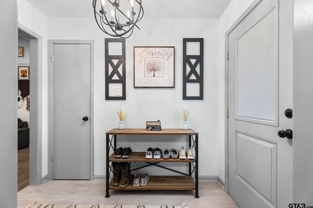 7649 Timber Cir, Tyler, TX 75708