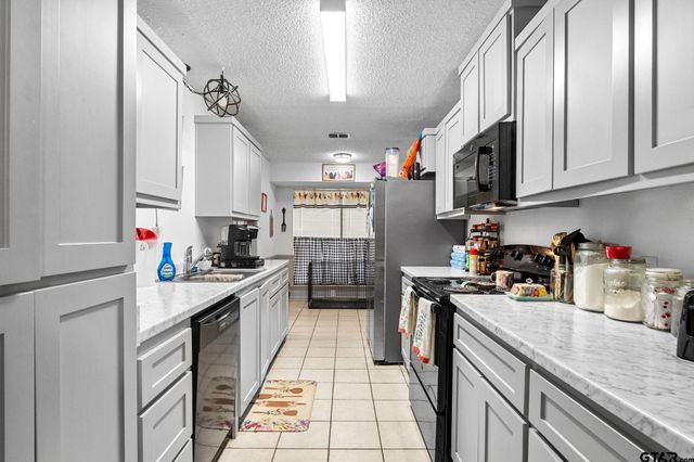 7649 Timber Cir, Tyler, TX 75708