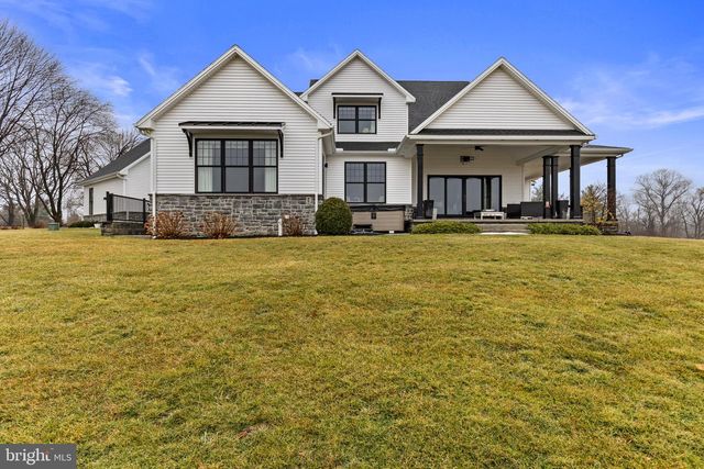 110 RIDGE RD, York Springs, PA 17372