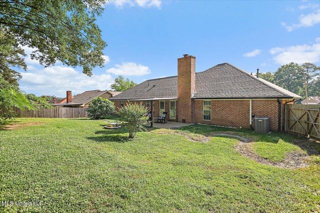 19 Lamplighter Road, Pearl, MS 39208