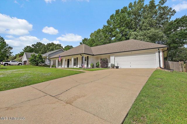 19 Lamplighter Road, Pearl, MS 39208