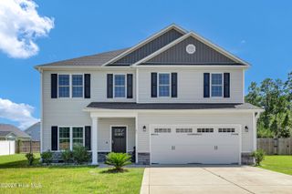 51 W Broughton Lane, Rocky Point, NC 28457