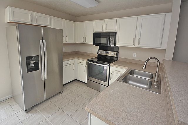507 Bradburn Village Cir, Antioch, TN 37013