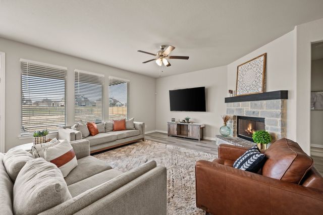 127 Clearwater Court, Rhome, TX 76078