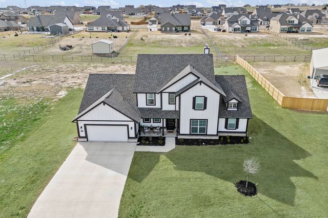 127 Clearwater Court, Rhome, TX 76078