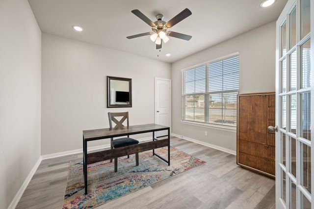 127 Clearwater Court, Rhome, TX 76078