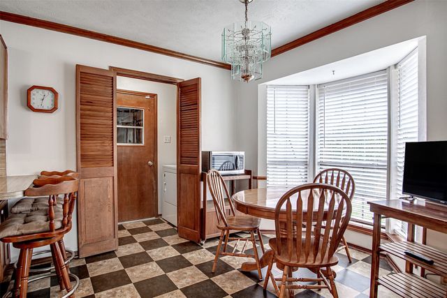 1003 Hyde Park Boulevard, Cleburne, TX 76033