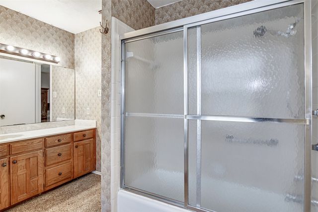 1003 Hyde Park Boulevard, Cleburne, TX 76033