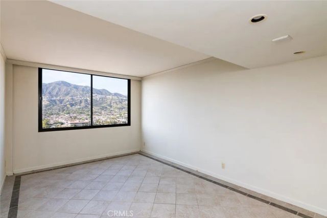 345 Pioneer Drive 1705, Glendale, CA 91203