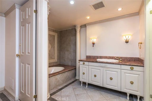 345 Pioneer Drive 1705, Glendale, CA 91203