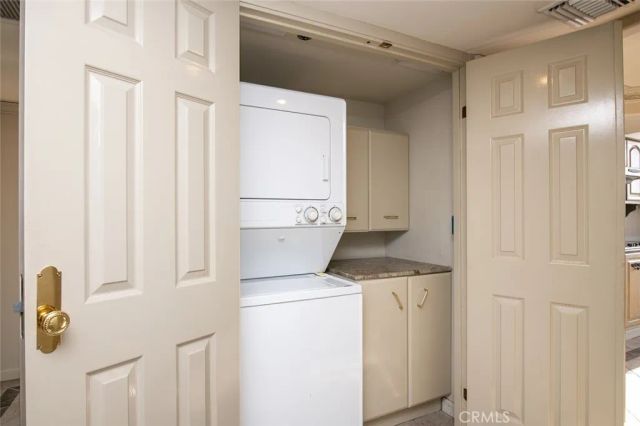 345 Pioneer Drive 1705, Glendale, CA 91203