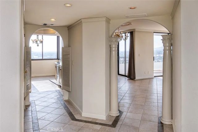 345 Pioneer Drive 1705, Glendale, CA 91203