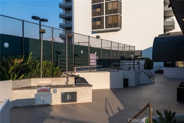 345 Pioneer Drive 1705, Glendale, CA 91203
