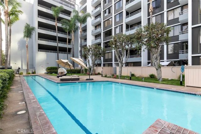 345 Pioneer Drive 1705, Glendale, CA 91203