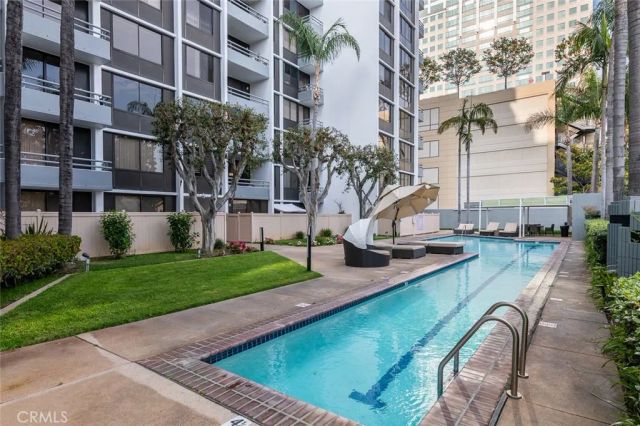 345 Pioneer Drive 1705, Glendale, CA 91203