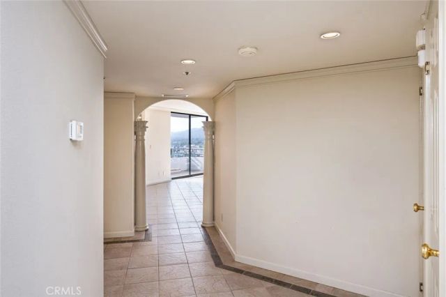 345 Pioneer Drive 1705, Glendale, CA 91203