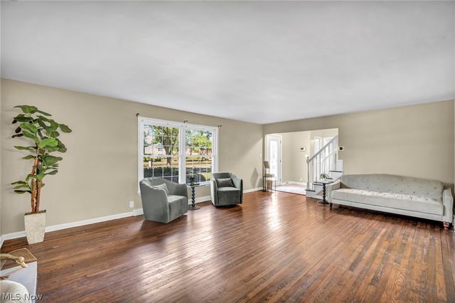 3311 Van Aken Boulevard, Shaker Heights, OH 44120