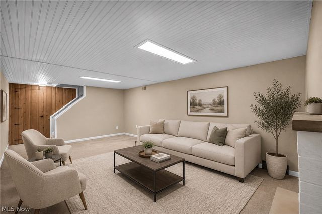 3311 Van Aken Boulevard, Shaker Heights, OH 44120