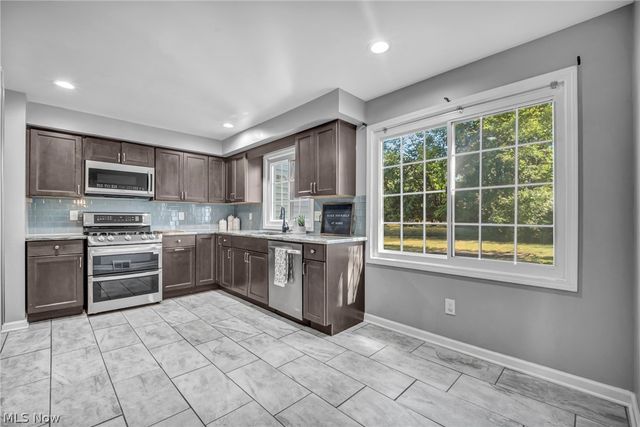 3311 Van Aken Boulevard, Shaker Heights, OH 44120