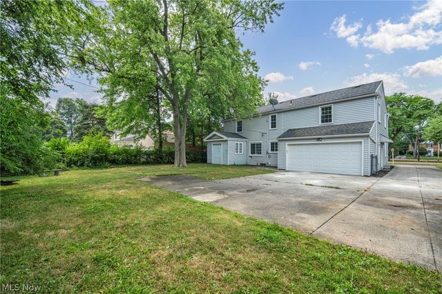 3311 Van Aken Boulevard, Shaker Heights, OH 44120