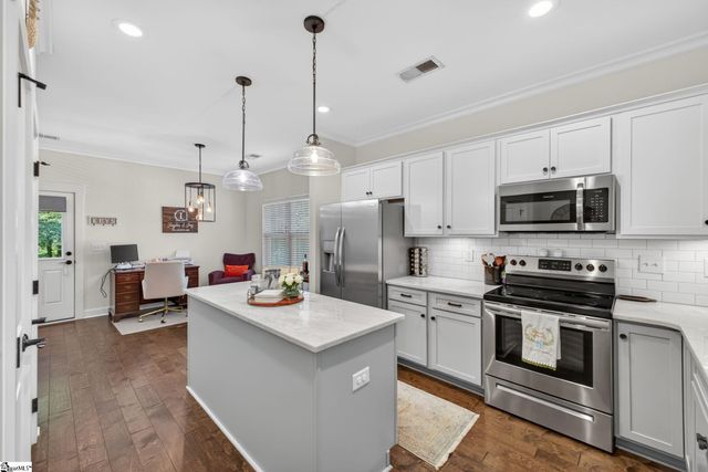 101 Pacific Avenue, Greenville, SC 29605