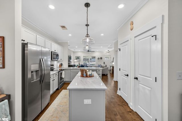101 Pacific Avenue, Greenville, SC 29605