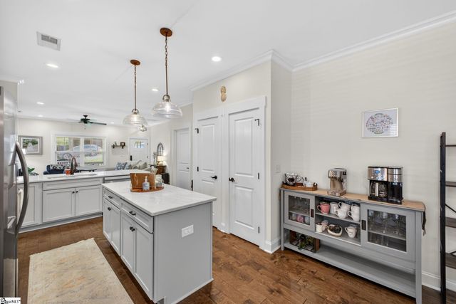 101 Pacific Avenue, Greenville, SC 29605