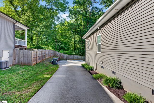 101 Pacific Avenue, Greenville, SC 29605