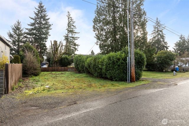 10639 Sheridan Avenue S, Tacoma, WA 98444