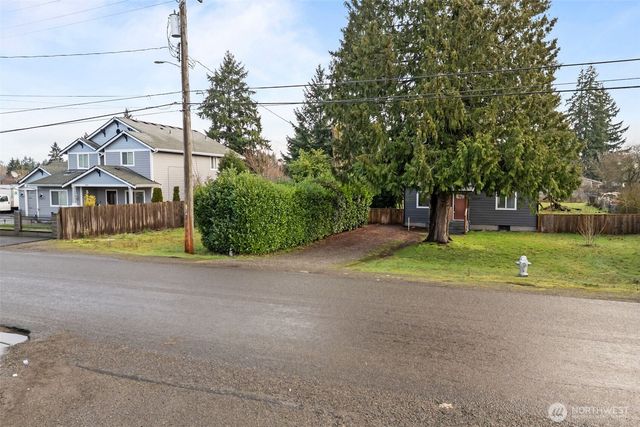 10639 Sheridan Avenue S, Tacoma, WA 98444
