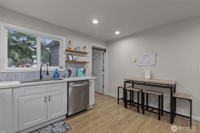 10639 Sheridan Avenue S, Tacoma, WA 98444