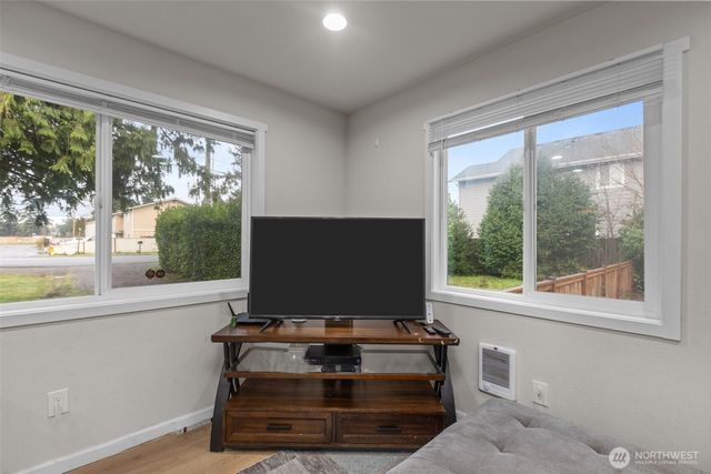 10639 Sheridan Avenue S, Tacoma, WA 98444