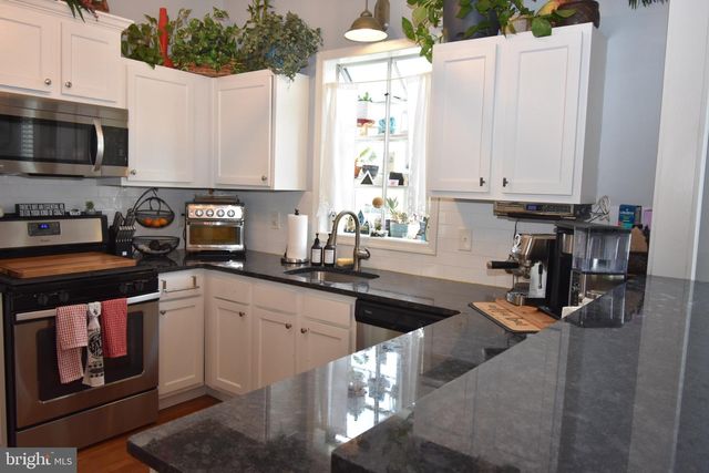563 UHLER AVE, Burlington, NJ 08016