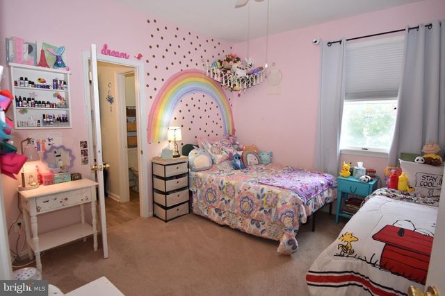 563 UHLER AVE, Burlington, NJ 08016