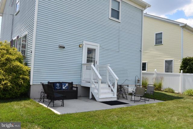 563 UHLER AVE, Burlington, NJ 08016