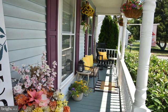 563 UHLER AVE, Burlington, NJ 08016