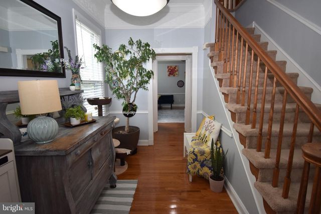 563 UHLER AVE, Burlington, NJ 08016