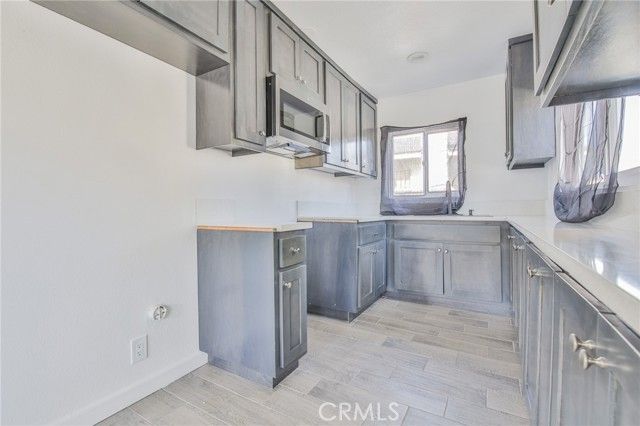 430 W 64th, Los Angeles, CA 90003