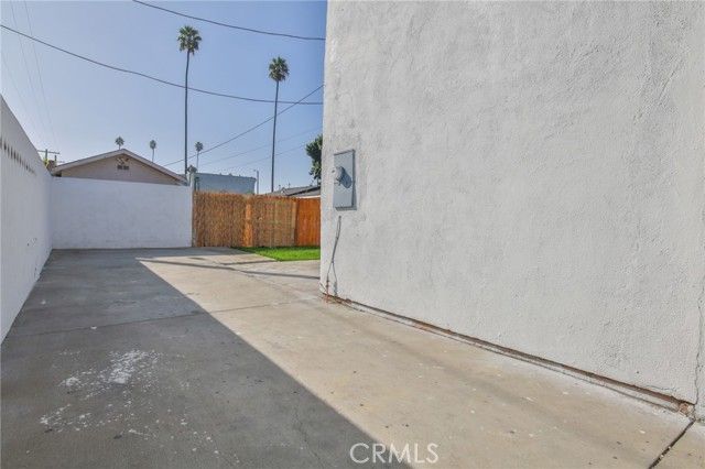 430 W 64th, Los Angeles, CA 90003
