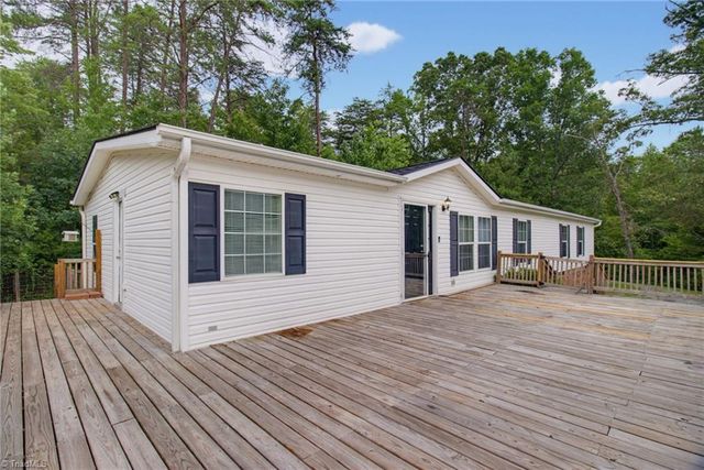 1748 NC Highway 772, Pine Hall, NC 27042