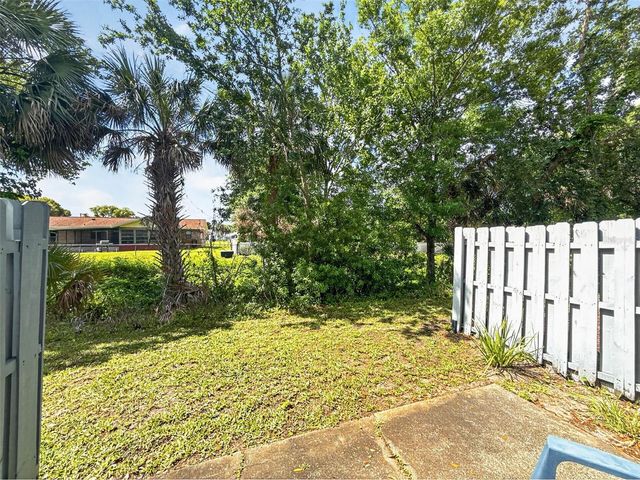 175 YORKTOWNE DRIVE UT11, Daytona Beach, FL 32119