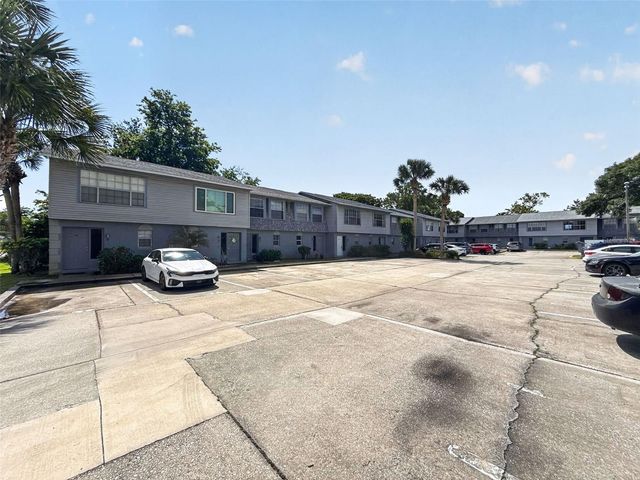 175 YORKTOWNE DRIVE UT11, Daytona Beach, FL 32119