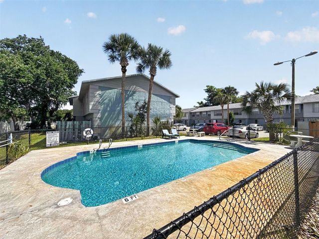 175 YORKTOWNE DRIVE UT11, Daytona Beach, FL 32119